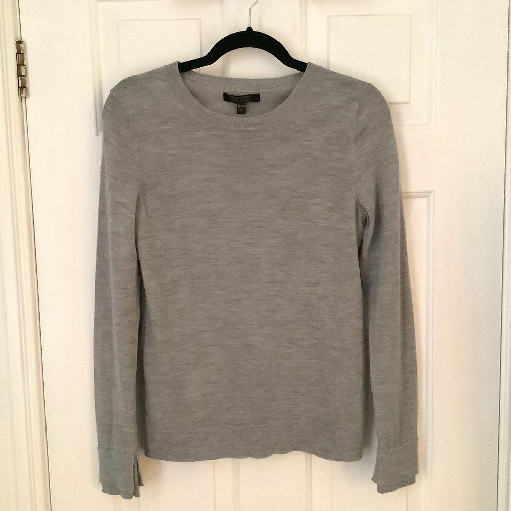 Banana Republic grey merino wool sweater size M (S)